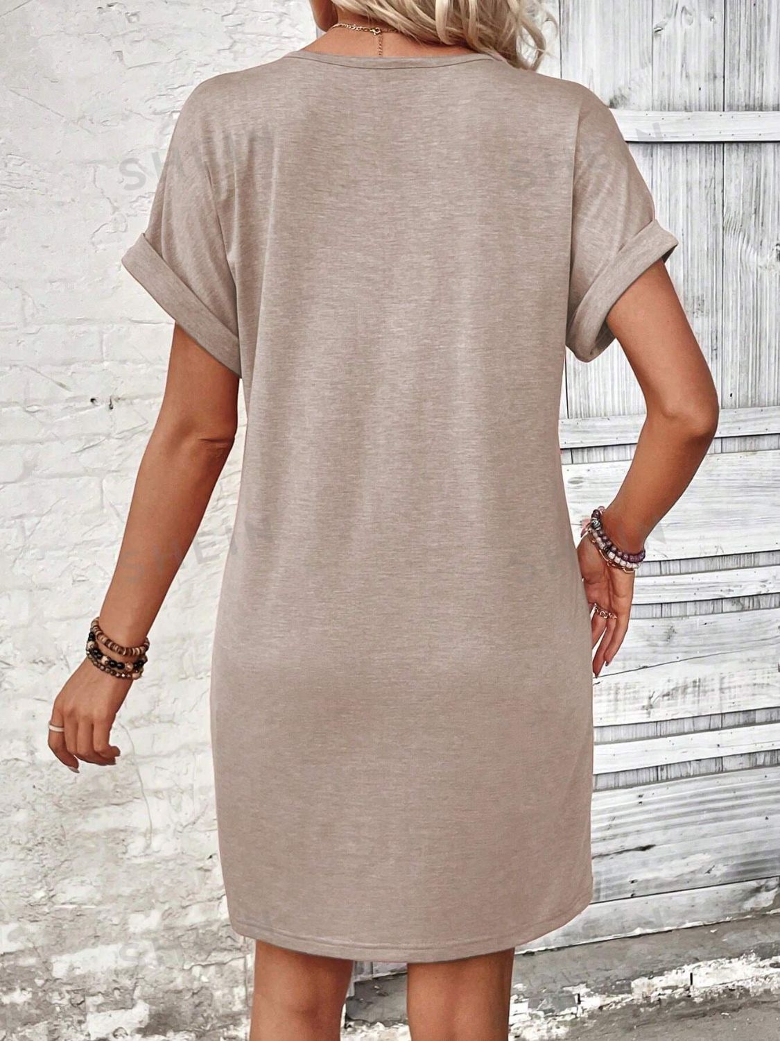 Quarter Button V-Neck Short Sleeve Dress