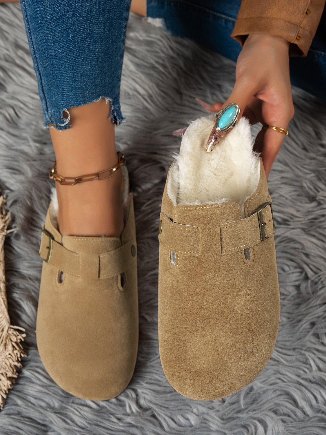 Suede Round Toe Slippers in Neutral Hue on Furry Gray Rug