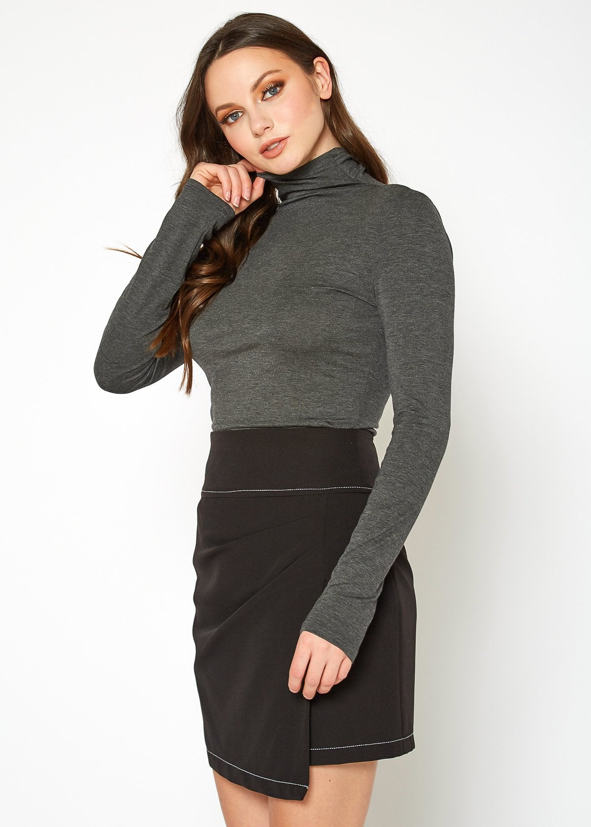 Elegant women's long-sleeve turtle neck top, fitted design, grey color, premium brand Lemon Hera