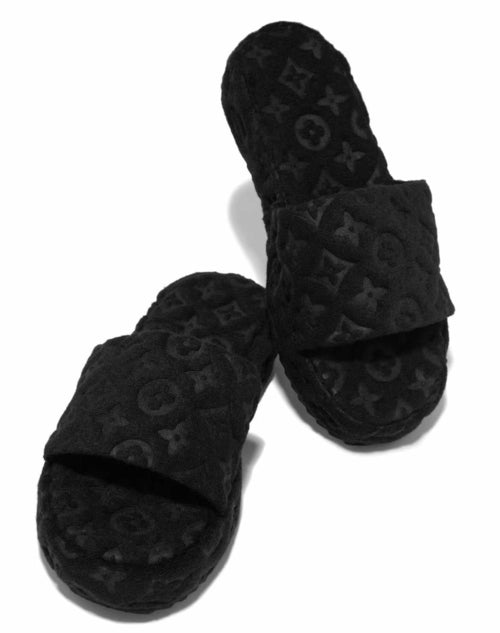 Plush Flower Slide Slippers - Cozy black floral print slippers with soft, plush fabric for a comfortable, stylish footwear option.