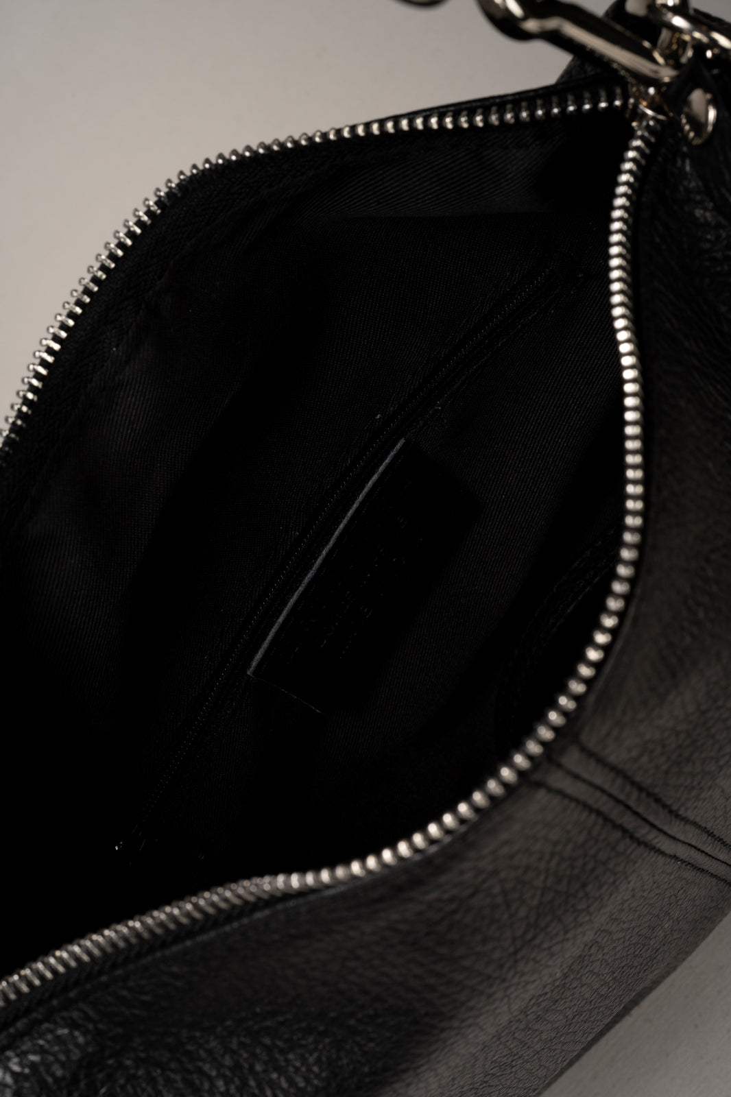 KASIA BLACK Handbags LoveAdora