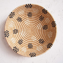 Load image into Gallery viewer, African Handwoven Sisal Basket / Traditional fruit and wall Basket