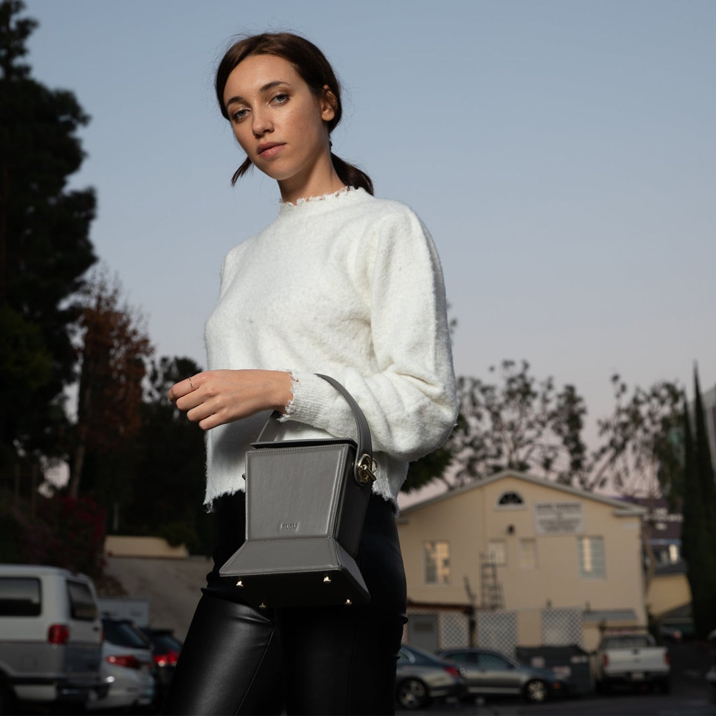 Amber Leather Bucket Bag Gray