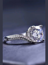 Load image into Gallery viewer, Keep Your Eyes On Me 3 Carat Moissanite Ring Ring LoveAdora