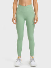 Load image into Gallery viewer, V-Waist Yoga Leggings with Pockets Activewear LoveAdora