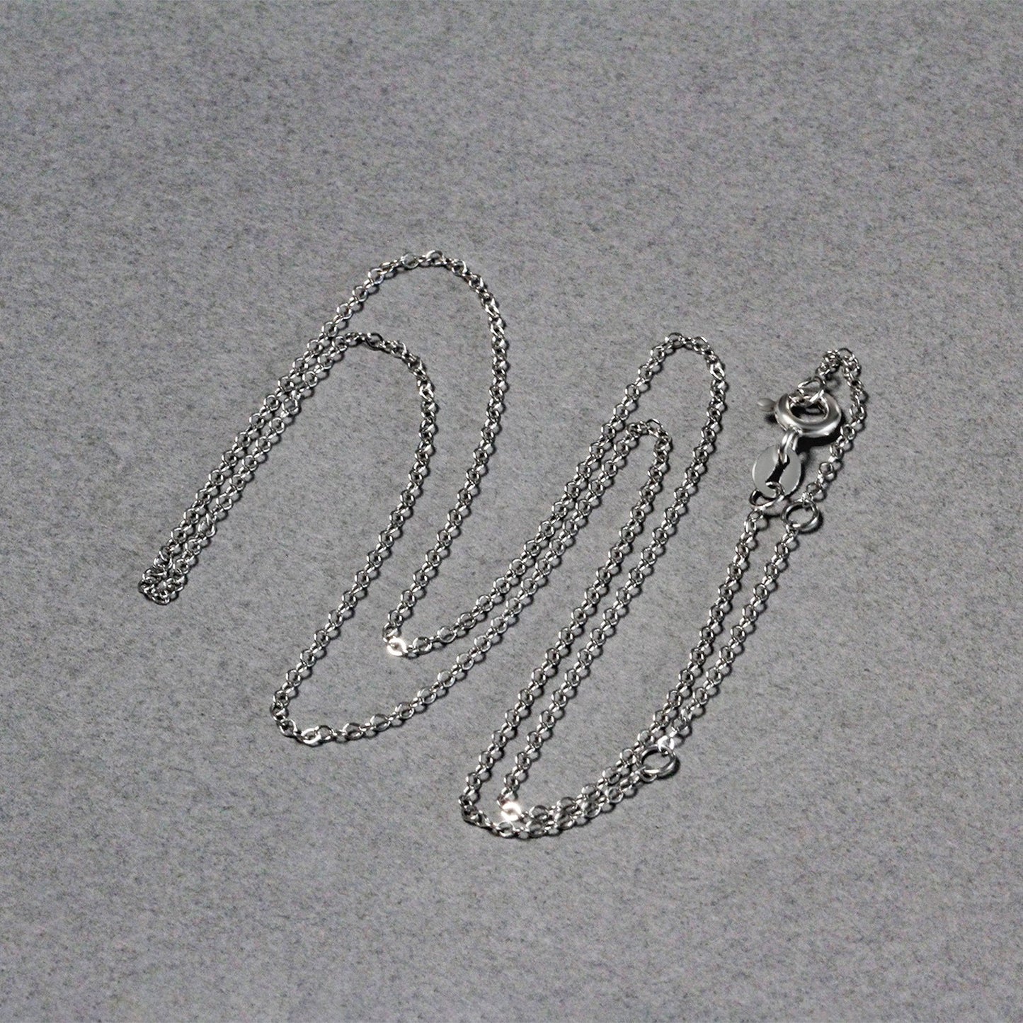 Double Extendable Piatto Chain in 14k White Gold (1.2mm)