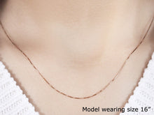 Load image into Gallery viewer, 10k Rose Gold Classic Box Chain 0.45mm