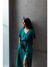 Load image into Gallery viewer, Keandra Dress | Emerald Women&#39;s Clothing LoveAdora